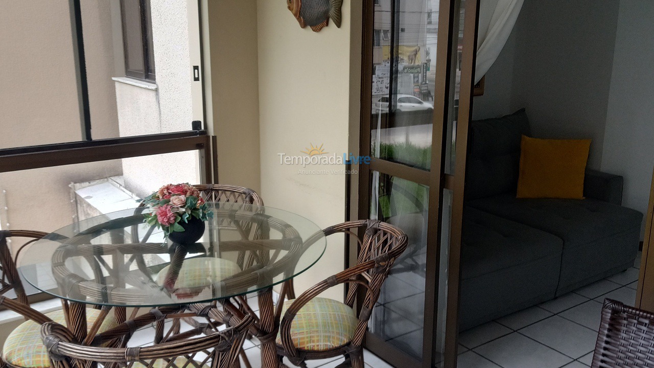 Apartamento para aluguel de temporada em Itapema (Meia Praia)