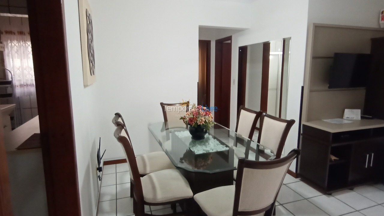 Apartamento para aluguel de temporada em Itapema (Meia Praia)