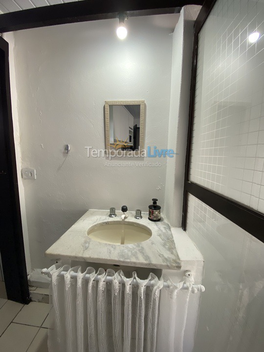 Apartamento para aluguel de temporada em Passo de Torres (Praia dos Molhes)