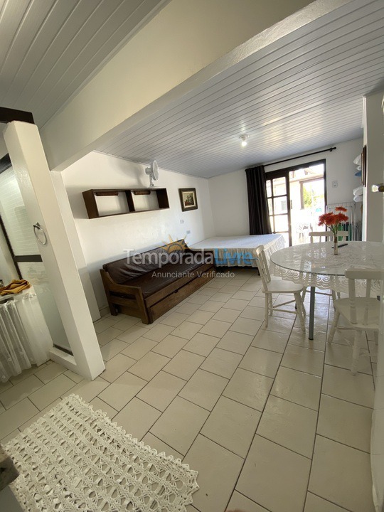 Apartamento para aluguel de temporada em Passo de Torres (Praia dos Molhes)