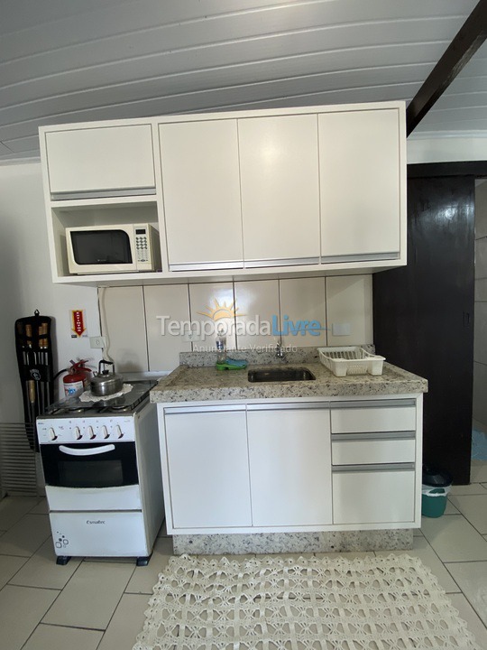 Apartamento para aluguel de temporada em Passo de Torres (Praia dos Molhes)