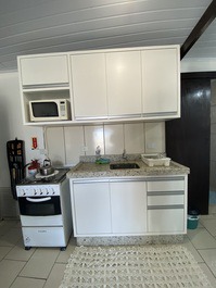 JK Master I cozinha, churrasqueira, vista para o mar e estacionamento