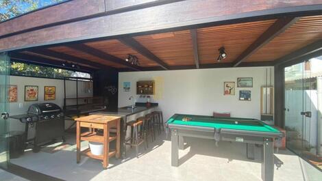 Gran casa para alquiler vacacional con la familia