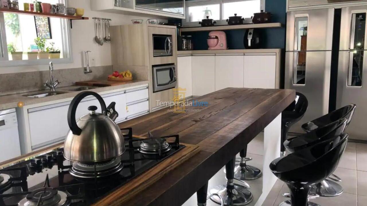 Casa para alquiler de vacaciones em Florianopolis (Jurerê Internacional)
