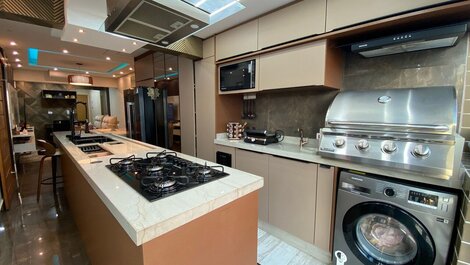 B055 - Apartamento de alto estándar con 3 dormitorios | Wifi