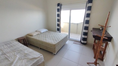 Excelente imóvel frente mar, 1 suite mais 3 quartos com AC, WI-FI