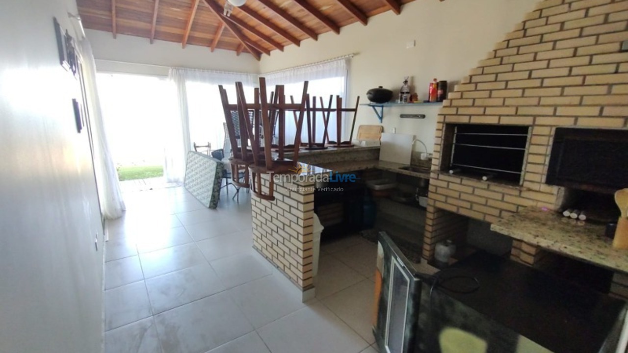 Casa para aluguel de temporada em São Francisco do Sul (Itaguaçu)