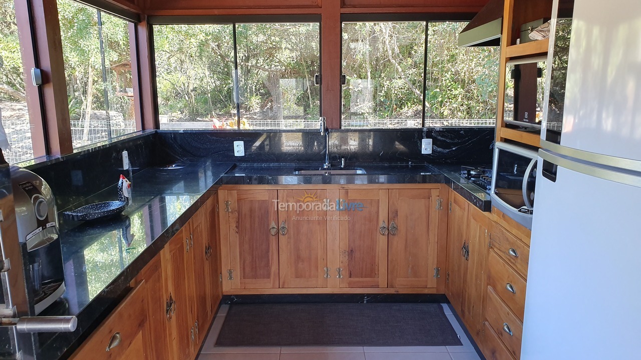 Casa para aluguel de temporada em Palhoça (Praia do Sonho)