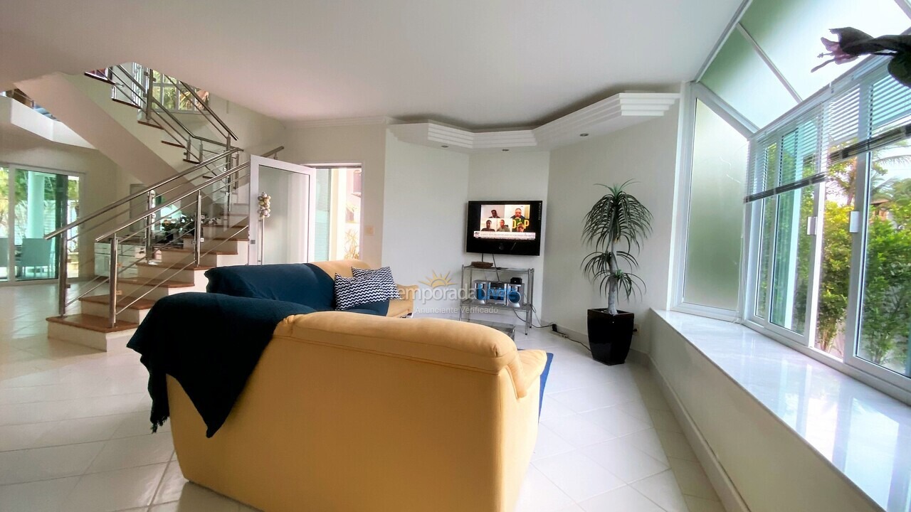 Casa para aluguel de temporada em Bertioga (Riviera de São Lourenço)