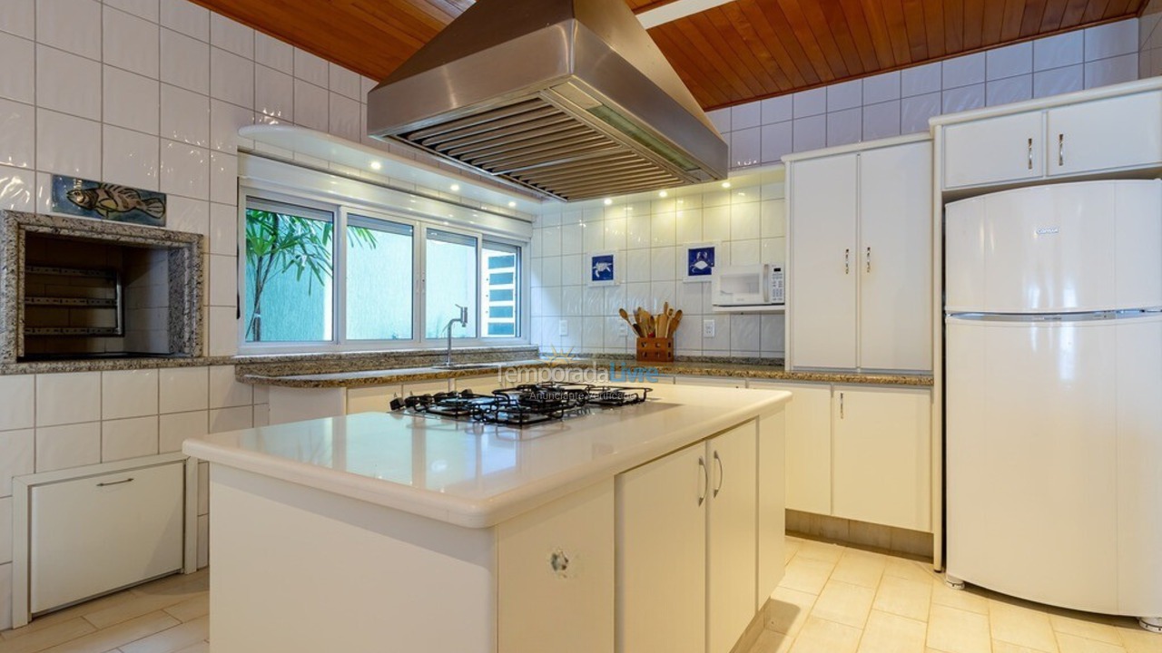 Casa para alquiler de vacaciones em Bombinhas (Mariscal)