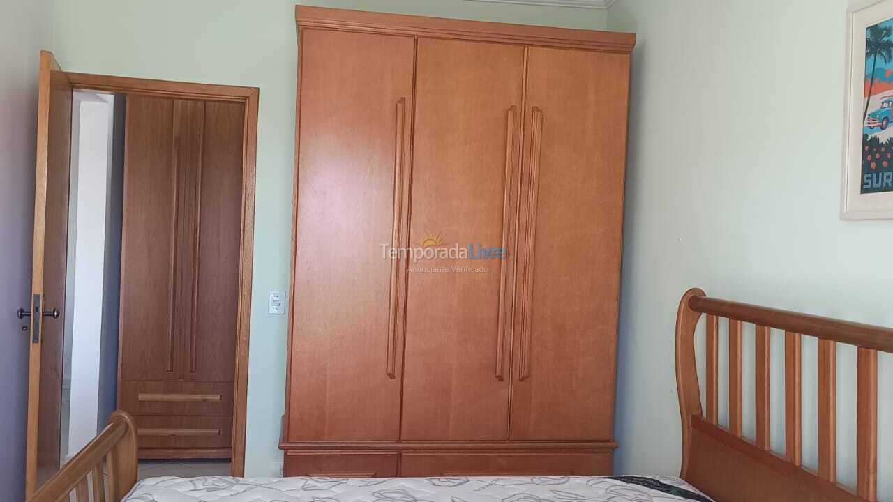 Apartment for vacation rental in Praia Grande (Vila Tupi)