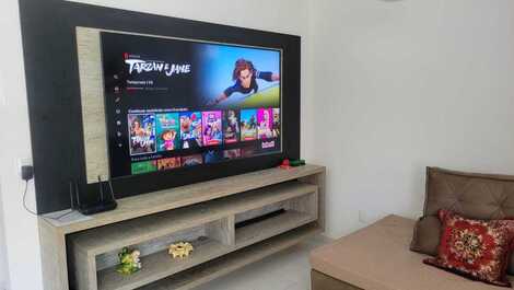 Sala com uma gigante e espetacular smart tv lg 75" nanocell 4k/ultra hd com netflix