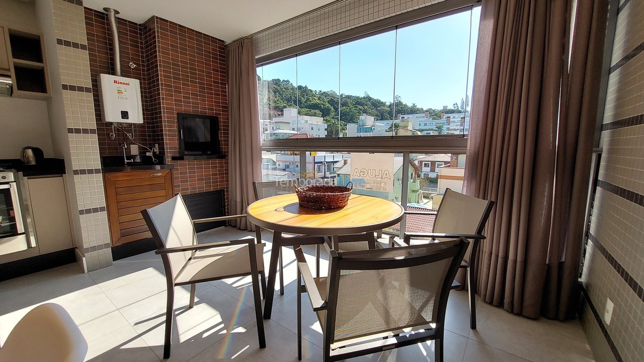 Apartment for vacation rental in Bombinhas (Praia de Bombinhas)