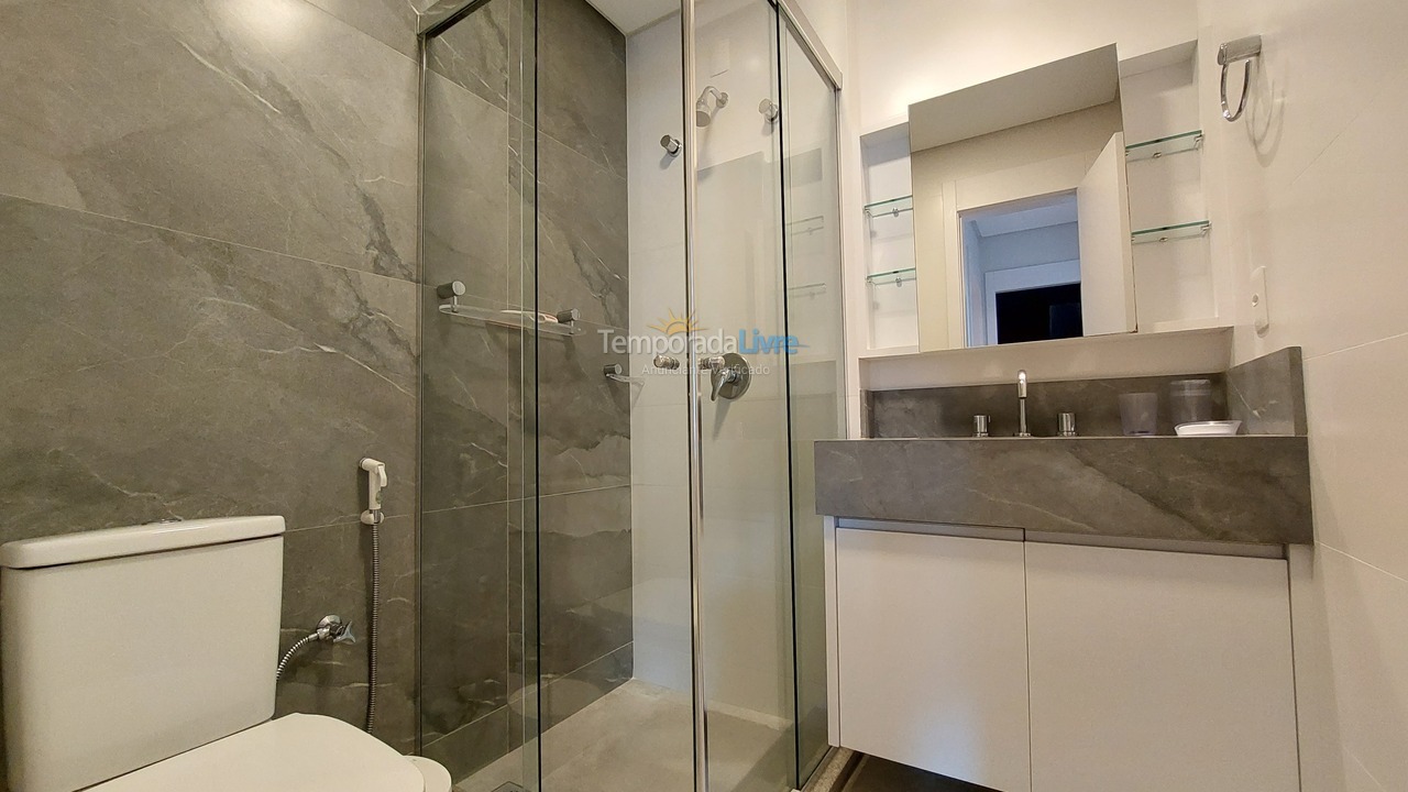 Apartment for vacation rental in Bombinhas (Praia de Bombinhas)