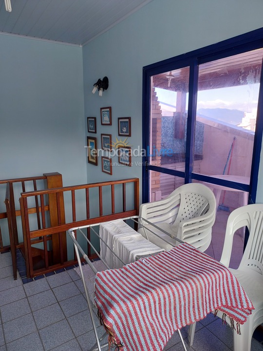Apartamento para aluguel de temporada em Caraguatatuba (Martim de Sá)