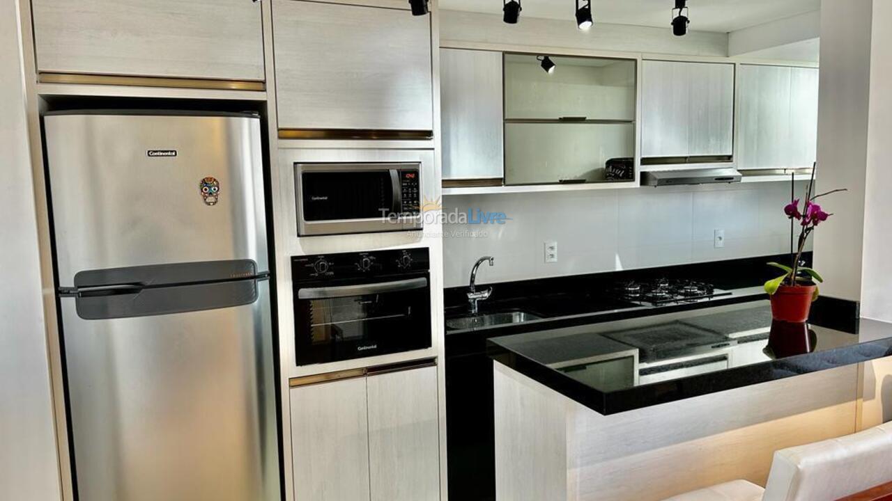 Apartamento para aluguel de temporada em Bombinhas (Praia de Bombas)