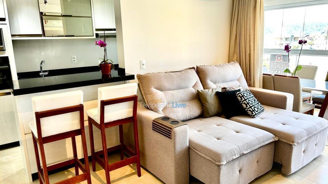 Apartamento para aluguel de temporada em Bombinhas (Praia de Bombas)