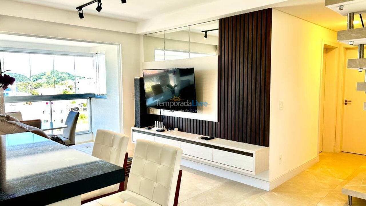 Apartamento para aluguel de temporada em Bombinhas (Praia de Bombas)