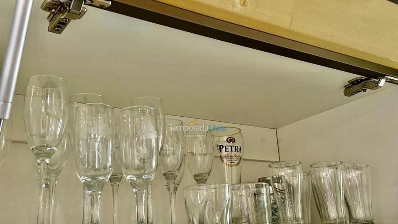 Apartamento para aluguel de temporada em Bombinhas (Praia de Bombas)