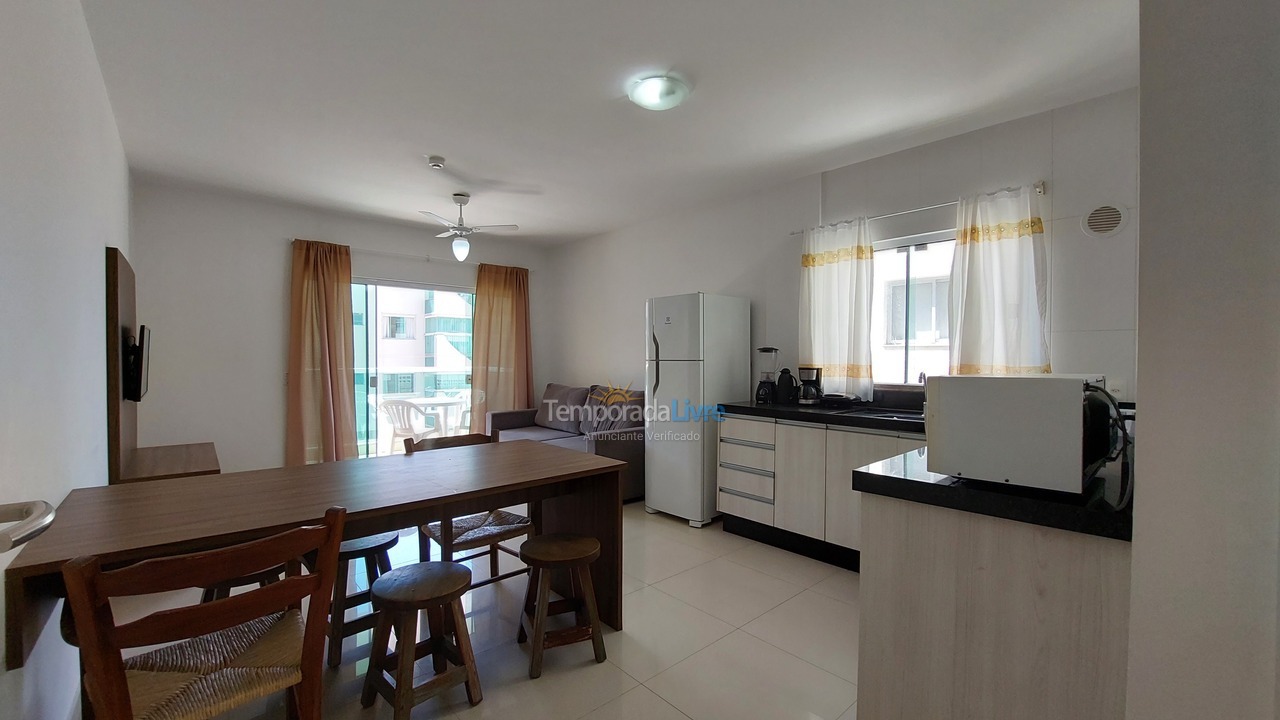 Apartment for vacation rental in Bombinhas (Praia de Bombinhas)