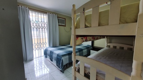 Apartamento con 2 dormitorios en Bombinhas!