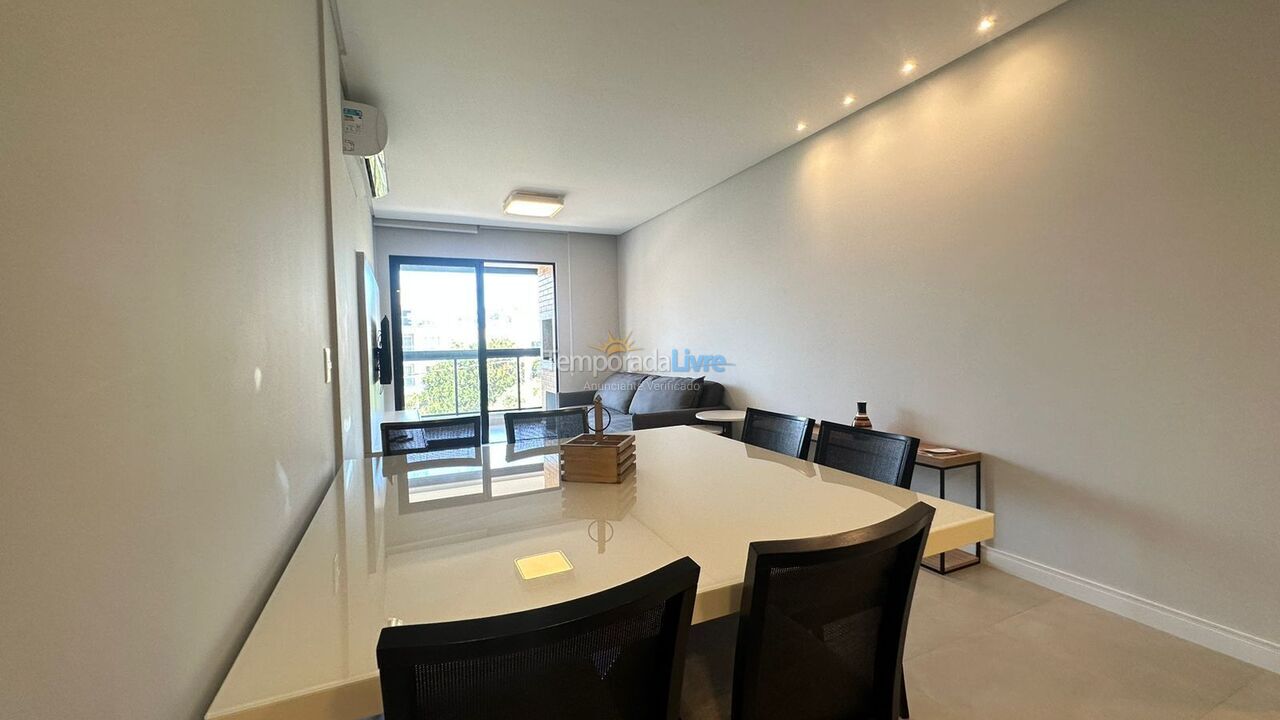 Apartment for vacation rental in Bombinhas (Canto Grande)