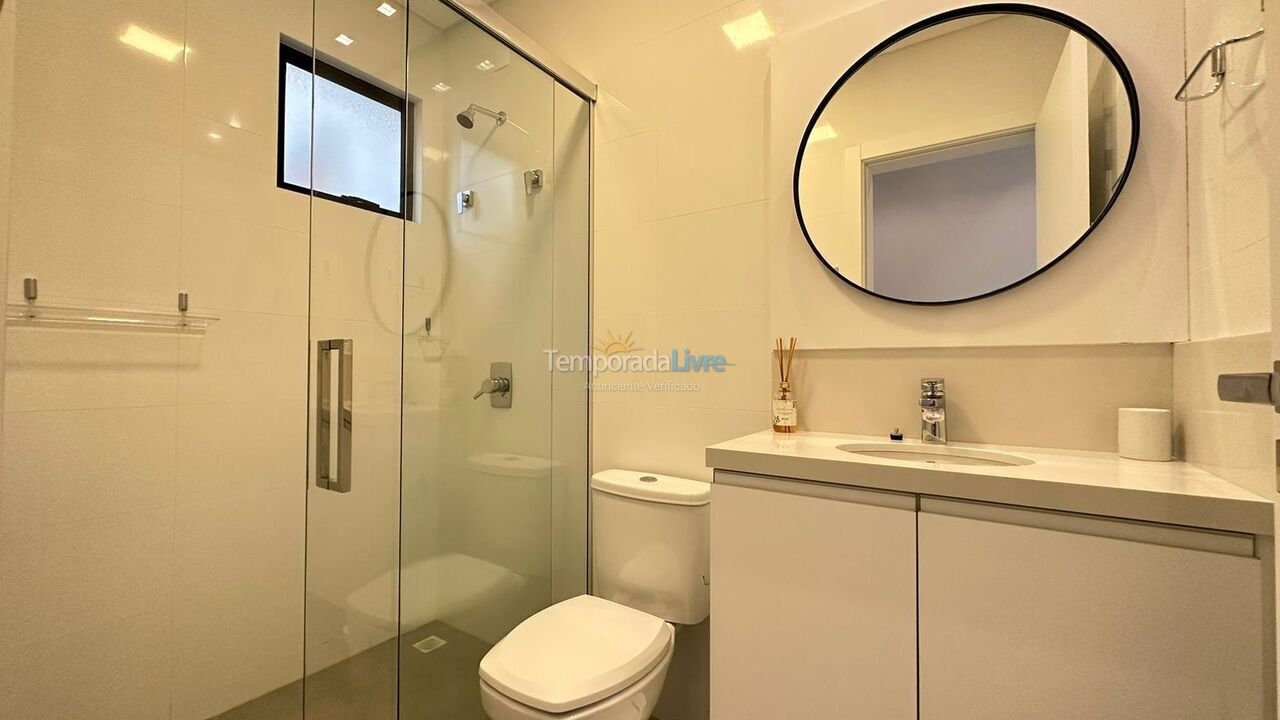 Apartment for vacation rental in Bombinhas (Canto Grande)