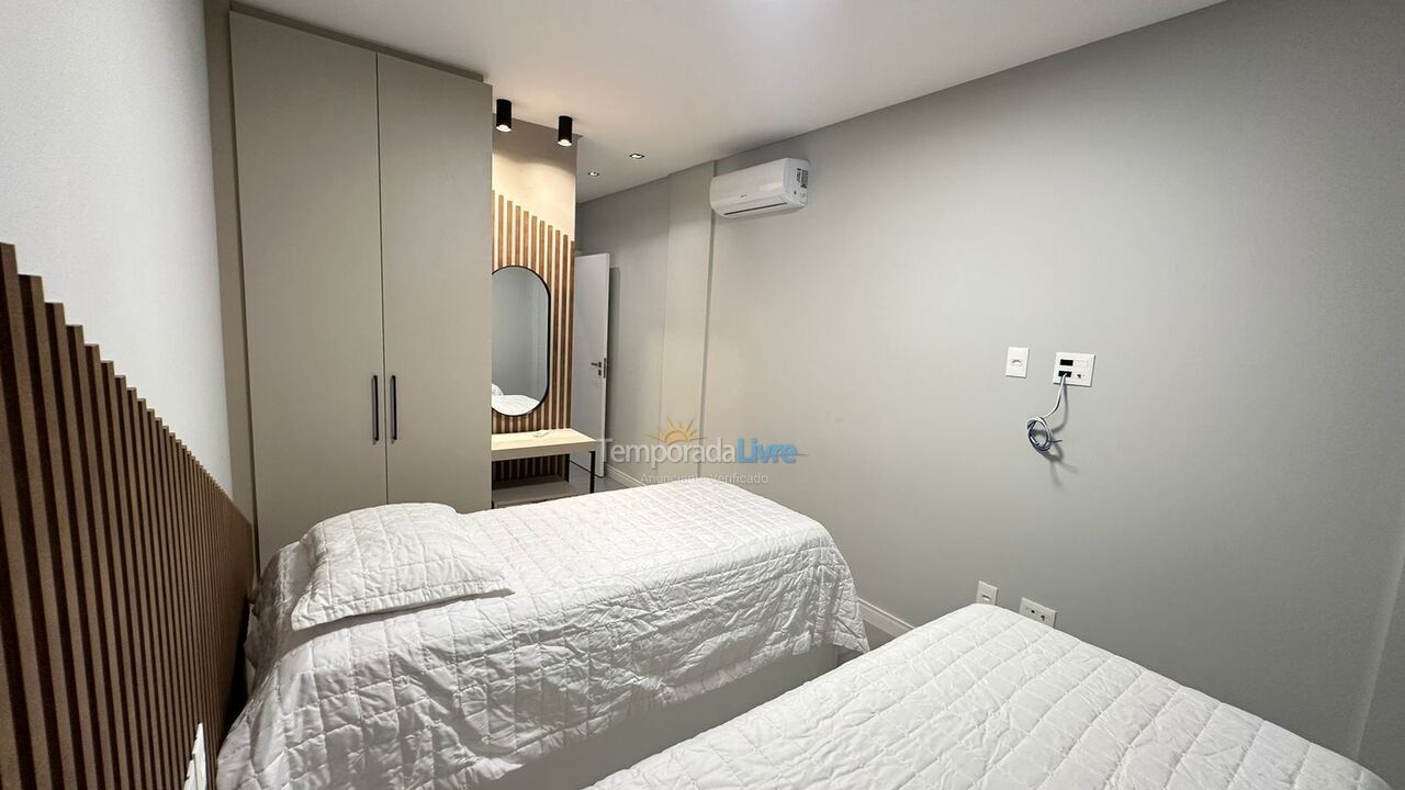 Apartment for vacation rental in Bombinhas (Canto Grande)