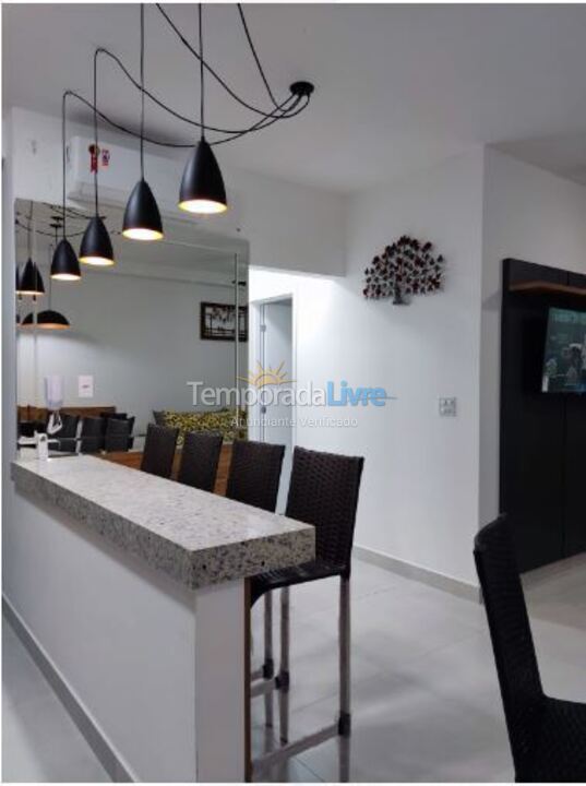 Apartamento para aluguel de temporada em Ubatuba (Praia Grande)