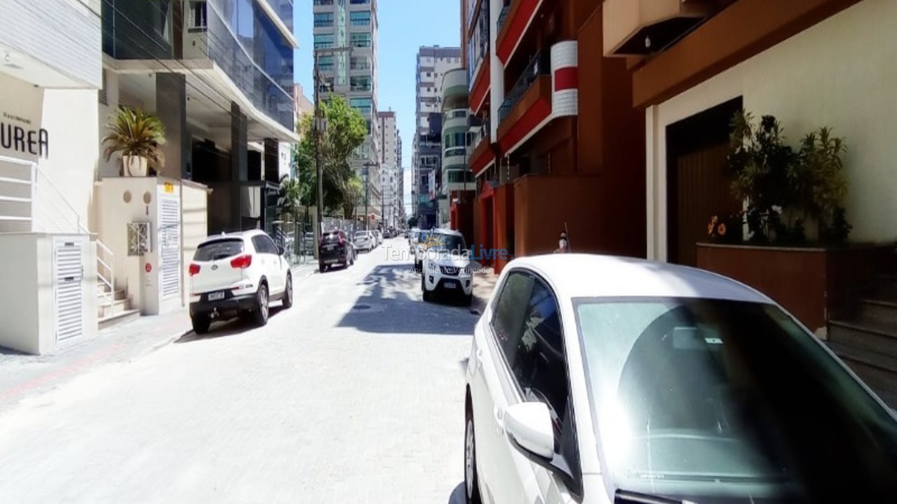 Apartamento para alquiler de vacaciones em Itapema (Meia Praia)