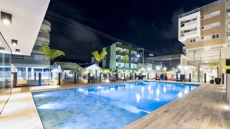 APARTAMENTO ALTO PADRÃO - 200M DO MAR - 02 DORMITÓRIOS