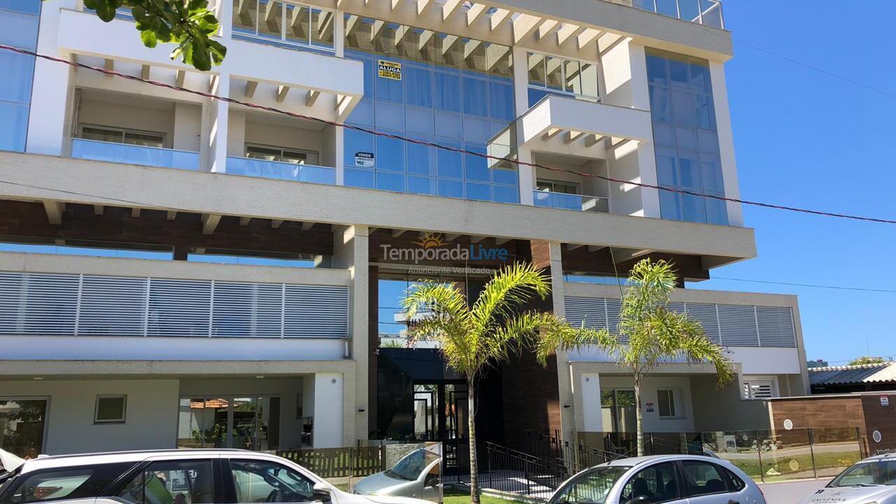 Apartamento para aluguel de temporada em Bombinhas (Canto Grande)