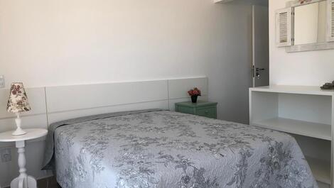 APARTAMENTO LINDO E COMPLETO NA PRAIA DO MARISCAL