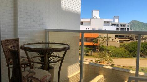 APARTAMENTO LINDO E COMPLETO NA PRAIA DO MARISCAL
