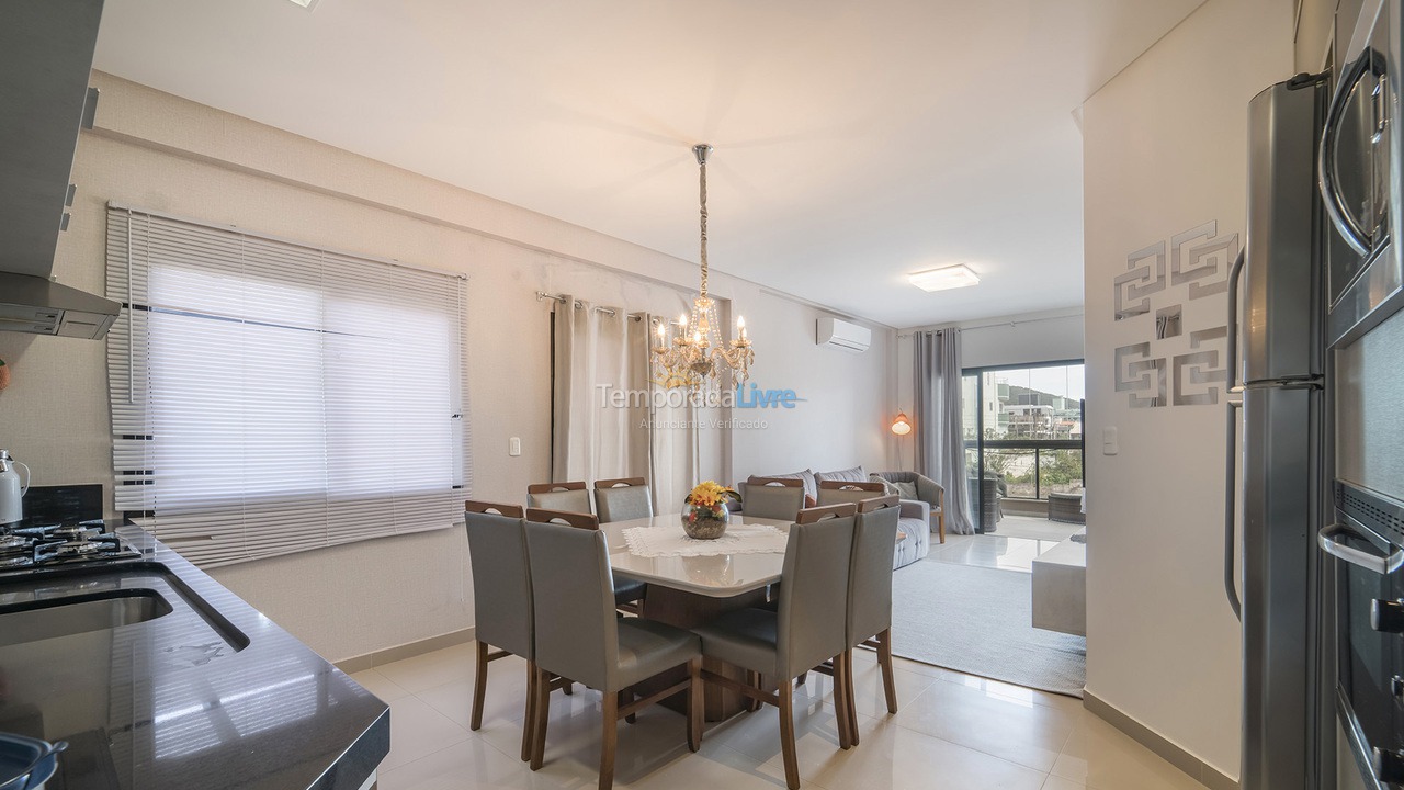 Apartment for vacation rental in Bombinhas (Canto Grande)
