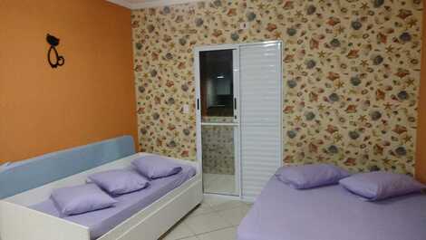 Pousada Recanto dos sonhos com Piscina e cozinha completa Maranduba