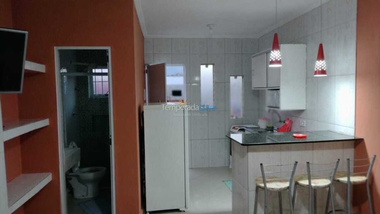 Apartamento para aluguel de temporada em Ubatuba (Maranduba)