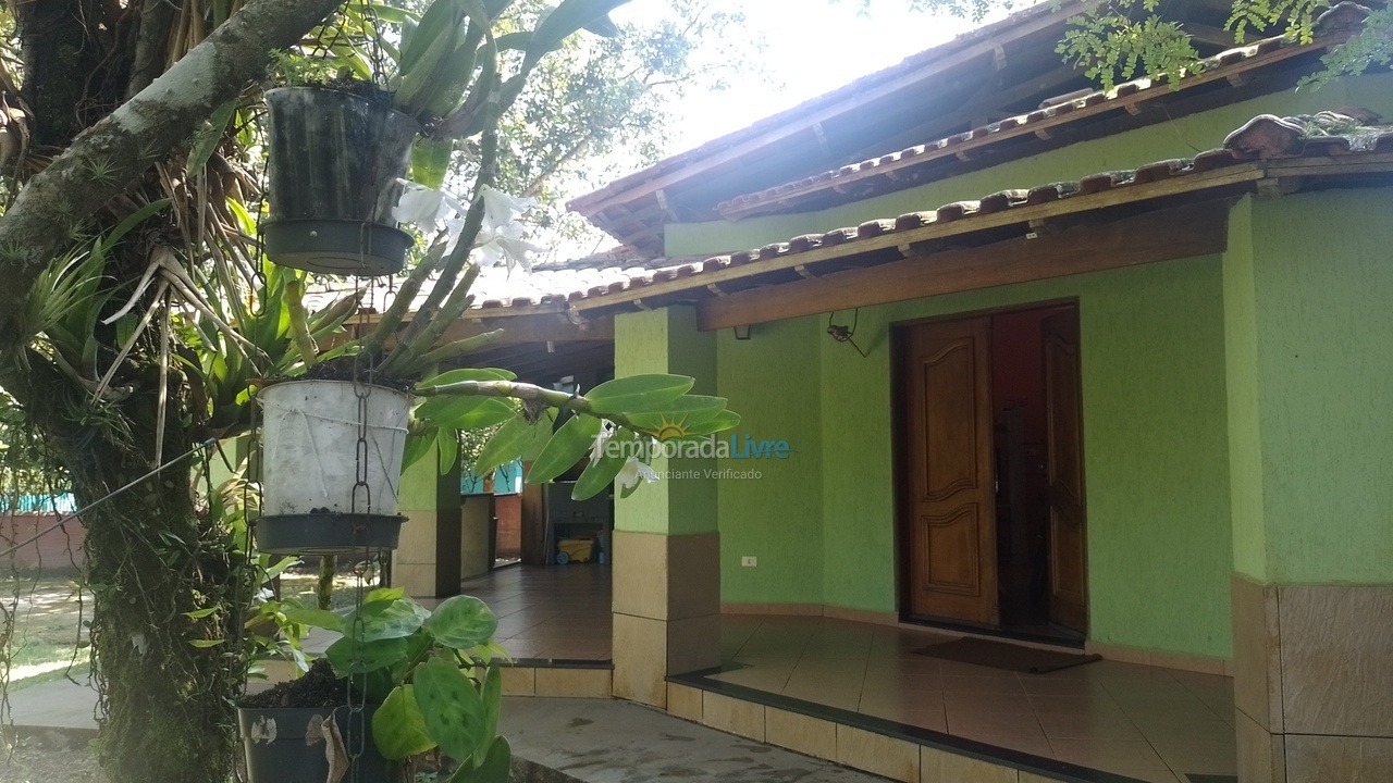 Casa para alquiler de vacaciones em Bertioga (Praia de Guaratuba)