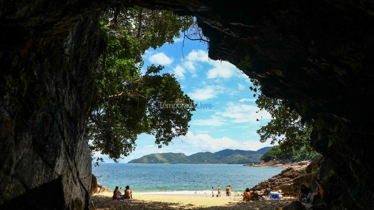 Apartamento para aluguel de temporada em Ubatuba (Maranduba)