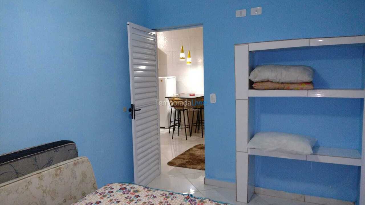 Apartamento para aluguel de temporada em Ubatuba (Maranduba)