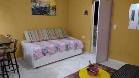 Lindo Apto 2 dorm com Piscina wi-fi praia Maranduba Ubatuba