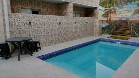 Lindo Apto 2 dorm com Piscina wi-fi praia Maranduba Ubatuba