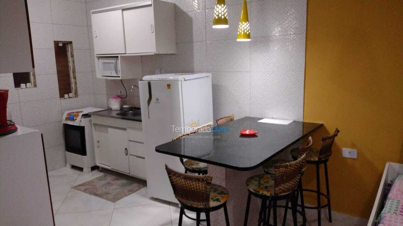 Apartamento para aluguel de temporada em Ubatuba (Maranduba)