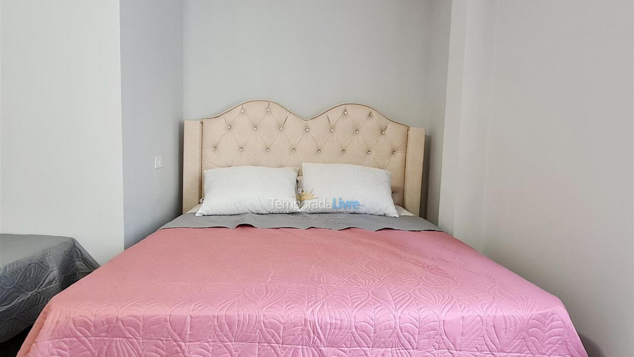 Apartment for vacation rental in Guarujá (Pitangueiras)