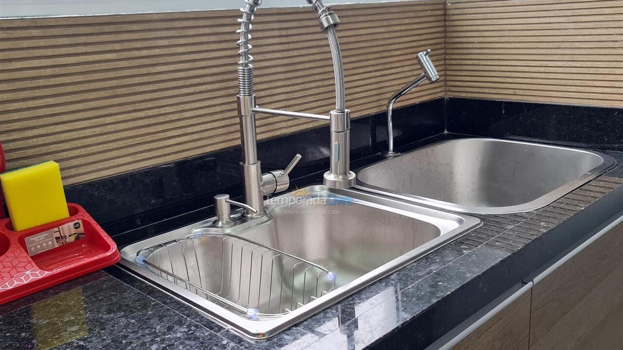 Apartment for vacation rental in Guarujá (Pitangueiras)