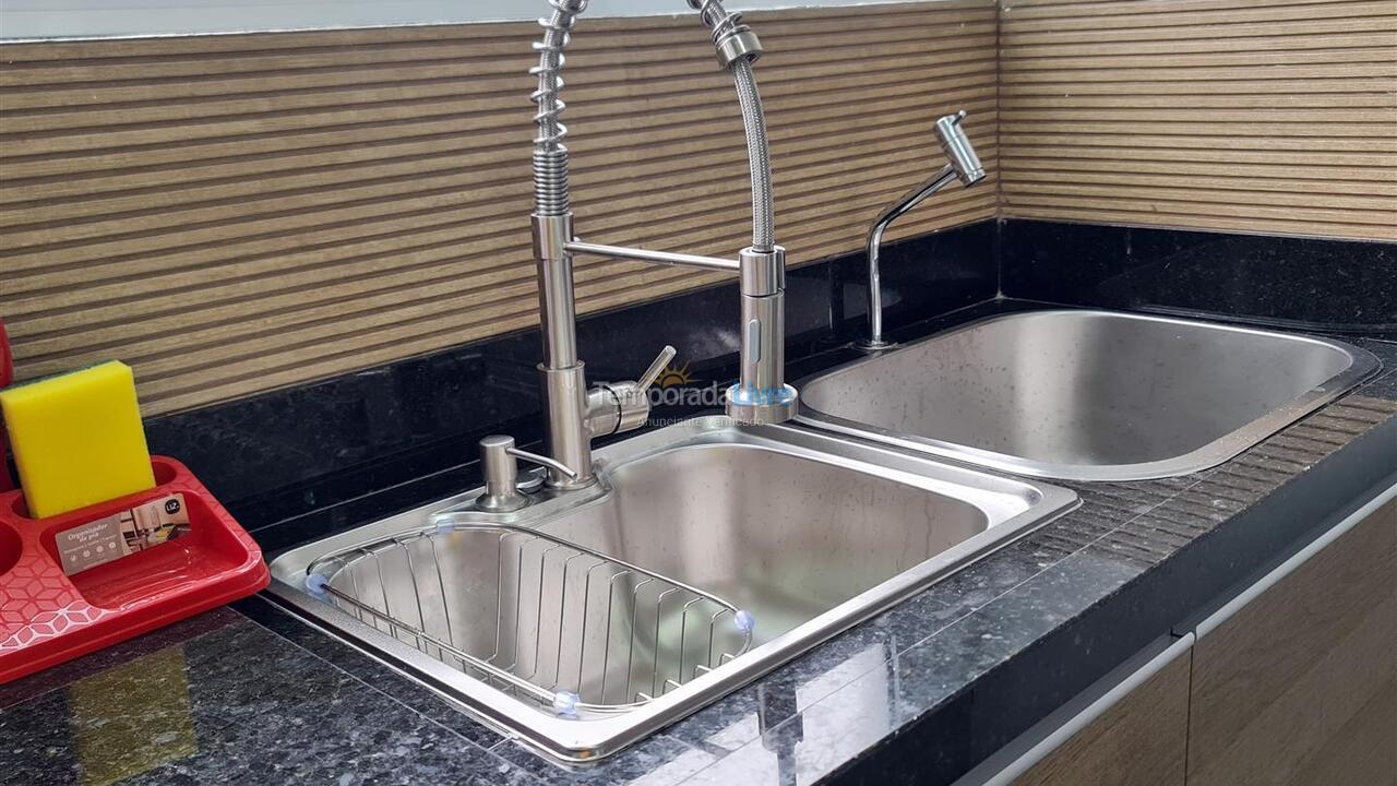 Apartamento para alquiler de vacaciones em Guarujá (Pitangueiras)