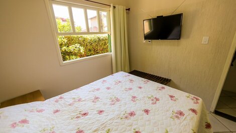 1 bedroom house, 350 meters from the beach, up to 4 people, air conditioning