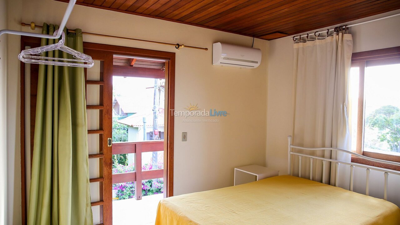 Apartamento para aluguel de temporada em Florianópolis (Jurere Tradicional)