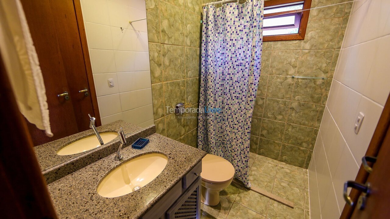 Apartamento para aluguel de temporada em Florianópolis (Jurere Tradicional)