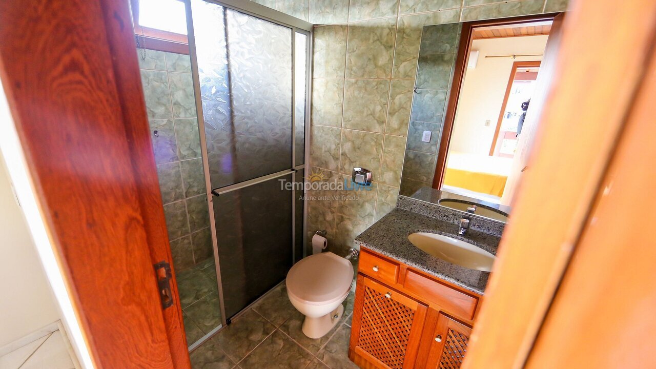 Apartamento para aluguel de temporada em Florianópolis (Jurere Tradicional)